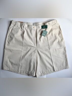 LL Bean Womens Khaki Shorts Original Fit Wrinkle Free Cotton Size 20 NWT 276150